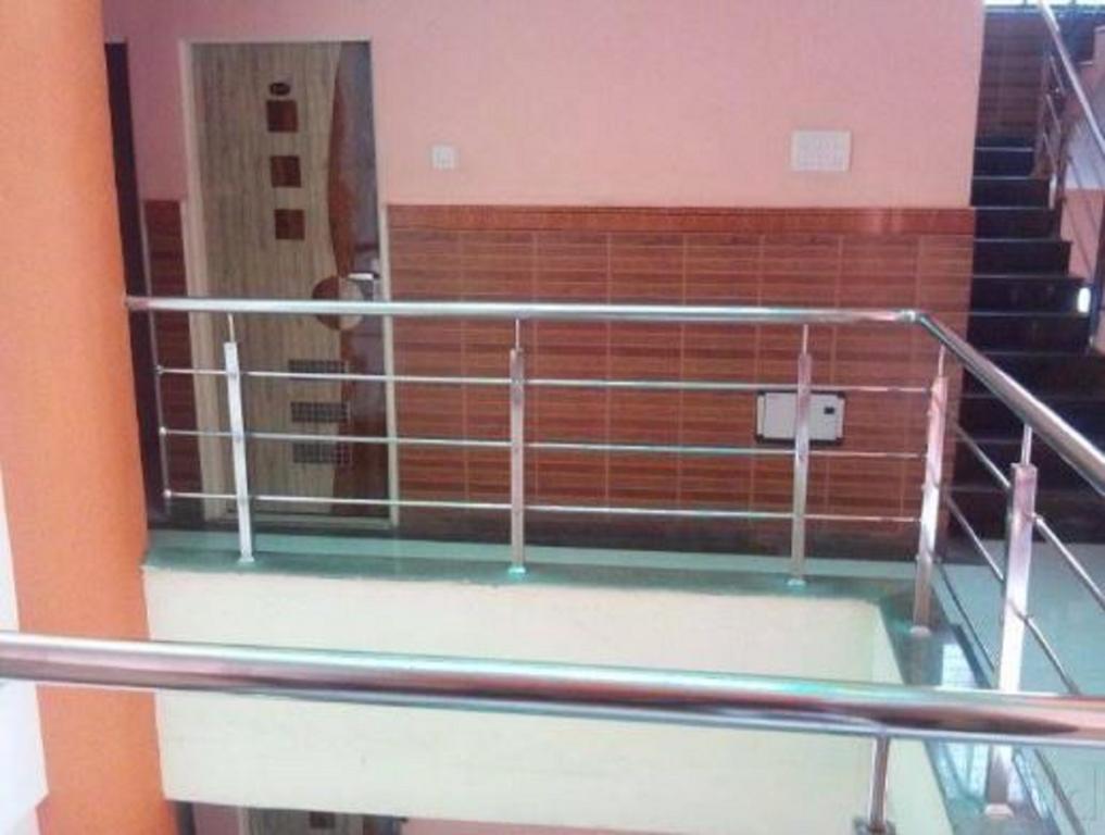 Sri Sai Sannidhi Hotel Sirdi Kültér fotó